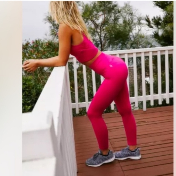 Free People Hot Pink Leggings- SUPER FORM FITTING!! GORGEOUS COLOR - Picture 5 of 10